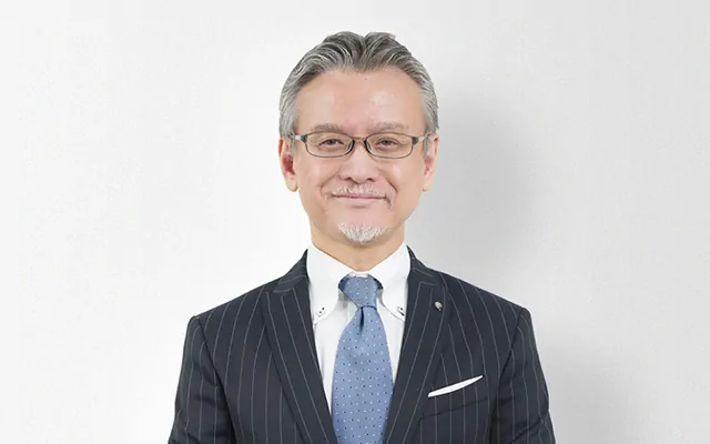 株式会社イー・サポート 代表取締役社長 坂川 嘉治